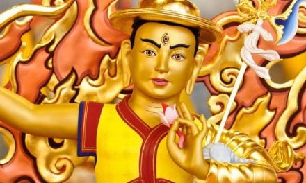Was ist die Kontroverse um den Dharmabeschützer Dorje Shugden und den Dalai Lama?