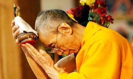 Did Ven Geshe Kelsang Gyatso make a fortune from his disciples?